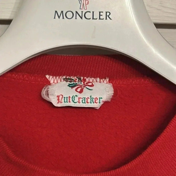 NUTCRACKER vintage christmas holiday red cat sweatshirt size medium - Picture 5 of 9